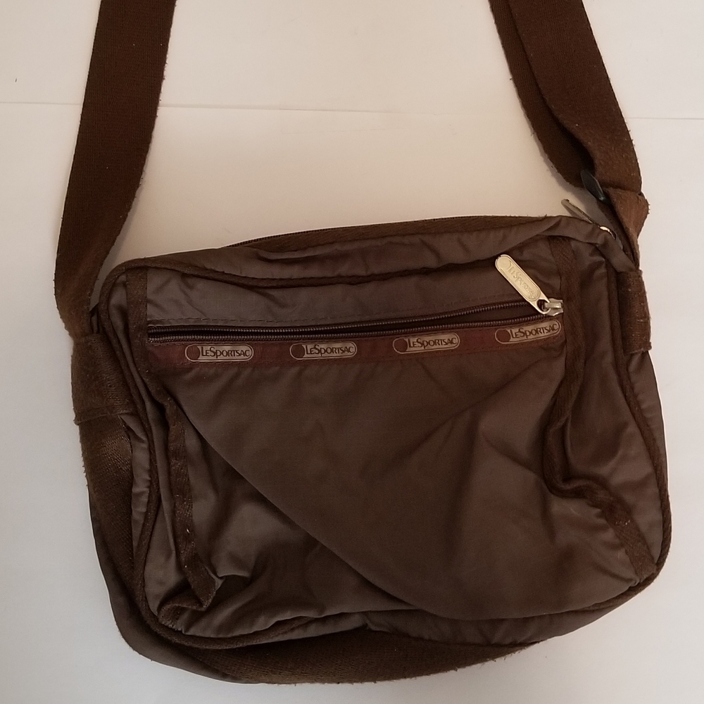 LESPORTSAC